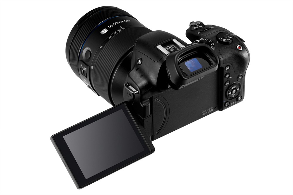 Aparat NX30